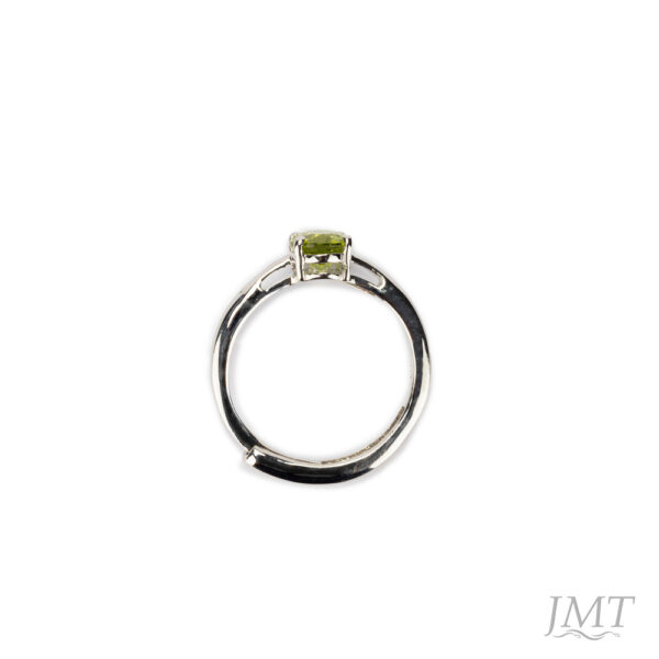 Peridot 925 Silver Ring