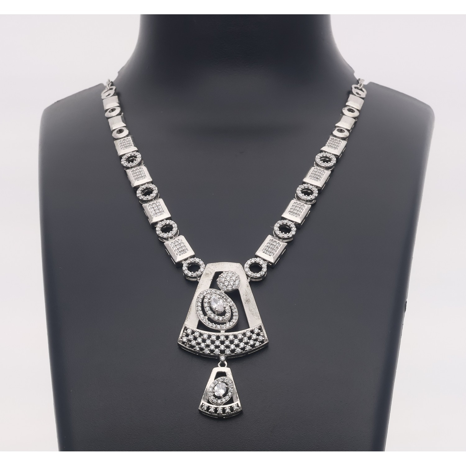 925 Sterling Silver Neclace Set 925 Sterling Silver Neclace Set