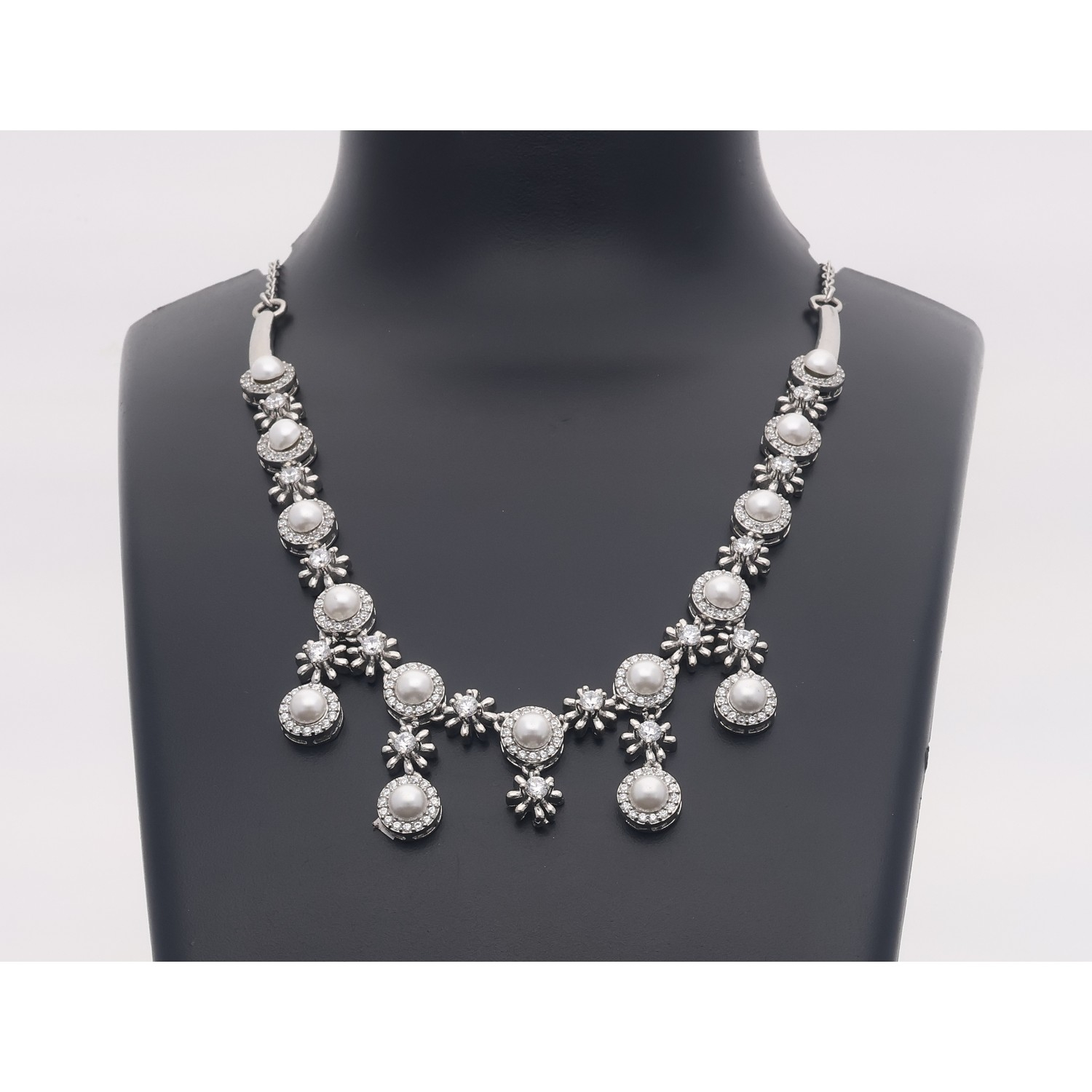 925 Sterling Silver Neclace Set 925 Sterling Silver Neclace Set