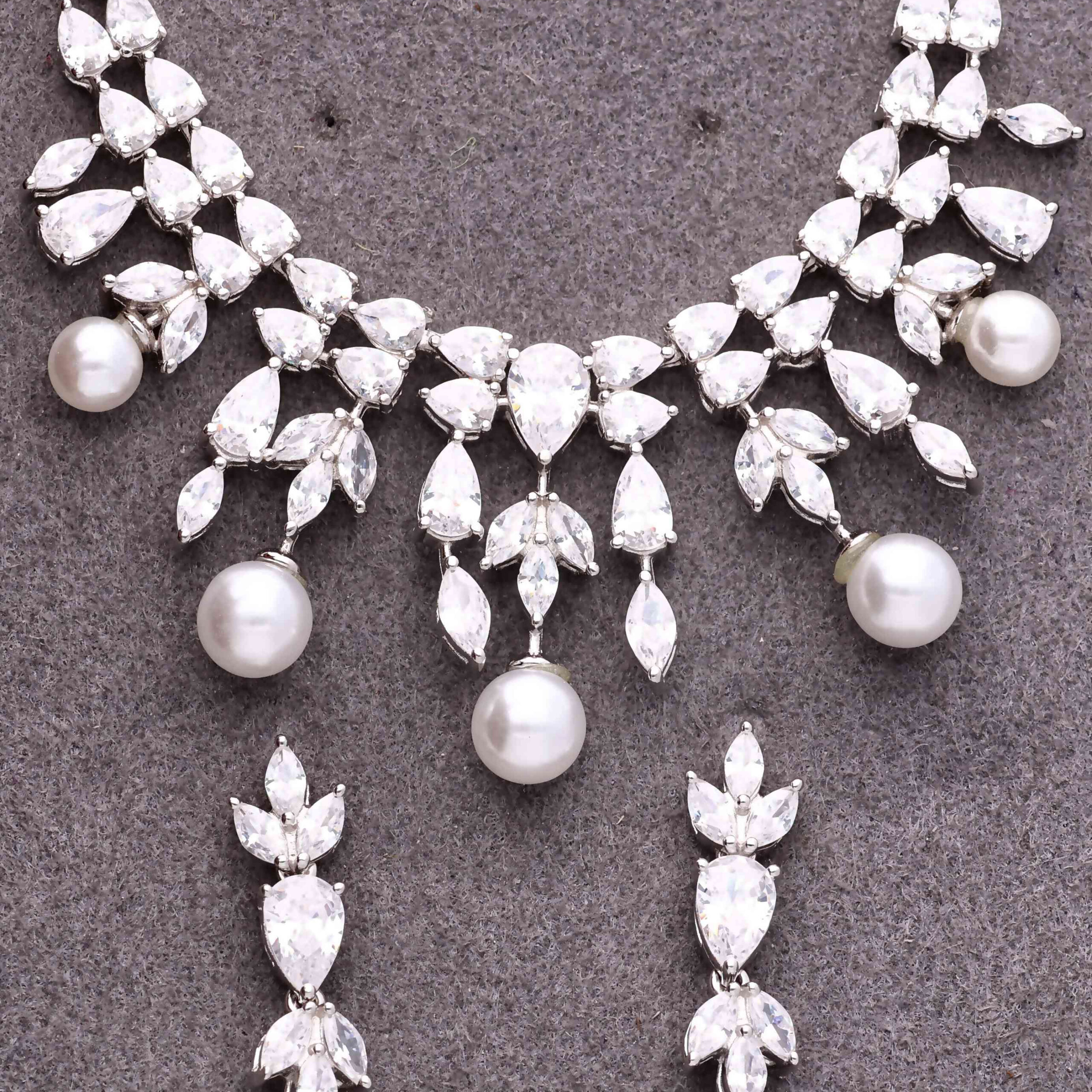 925 Sterling Silver Neclace Set 925 Sterling Silver Neclace Set