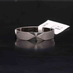 Elegant Platinum Ring