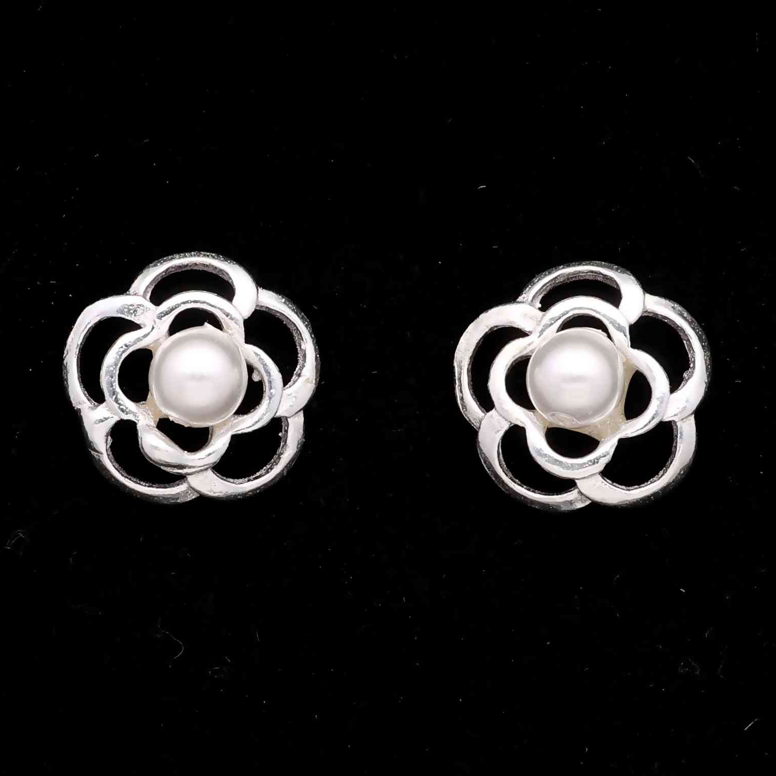 925 Sterling Silver Earrings 925 Sterling Silver Earrings