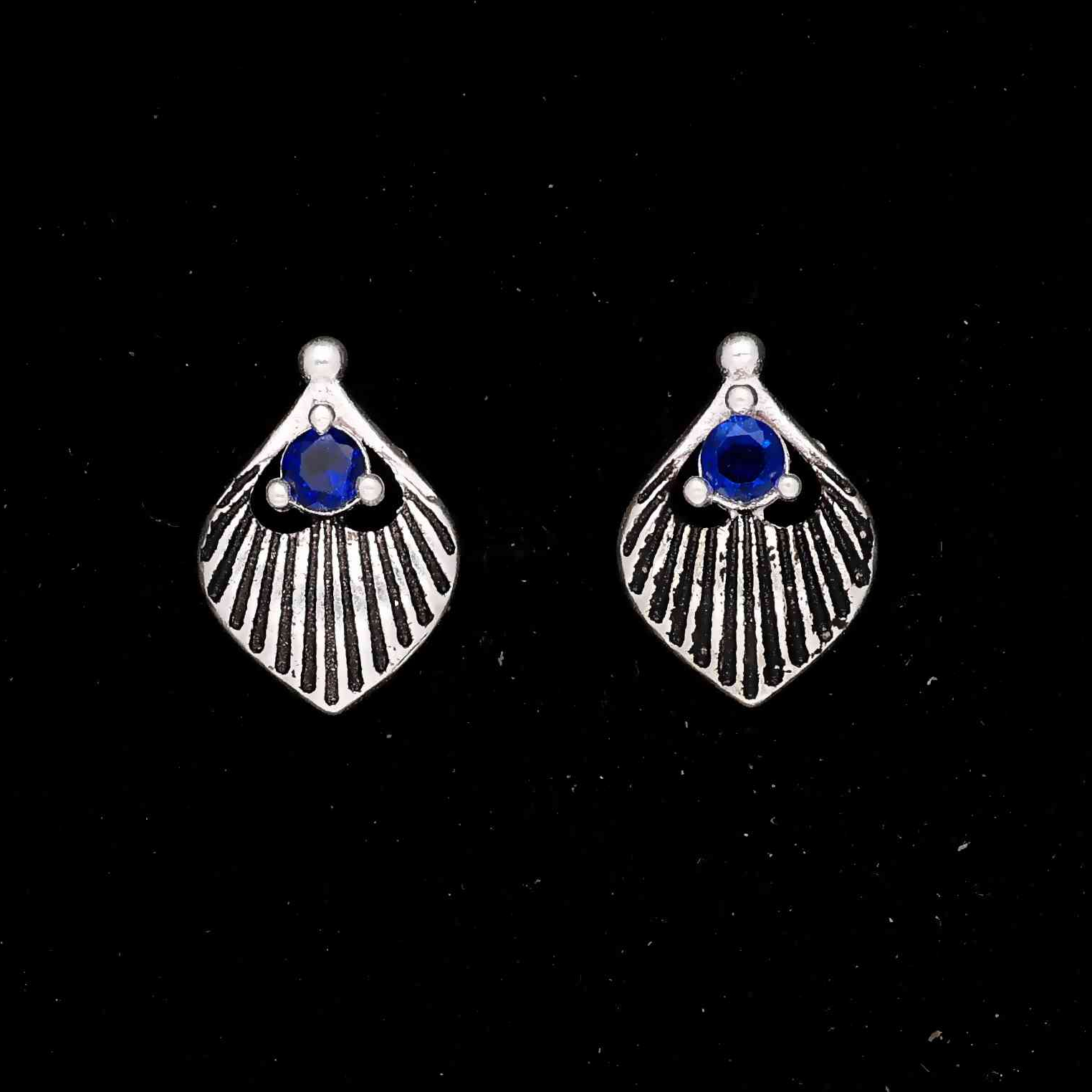925 Sterling Silver Earrings 925 Sterling Silver Earrings