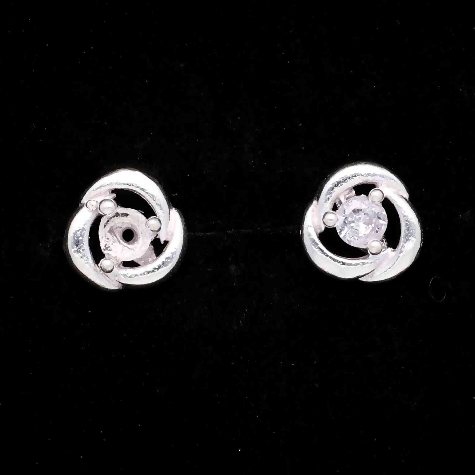 925 Sterling Silver Earrings 925 Sterling Silver Earrings