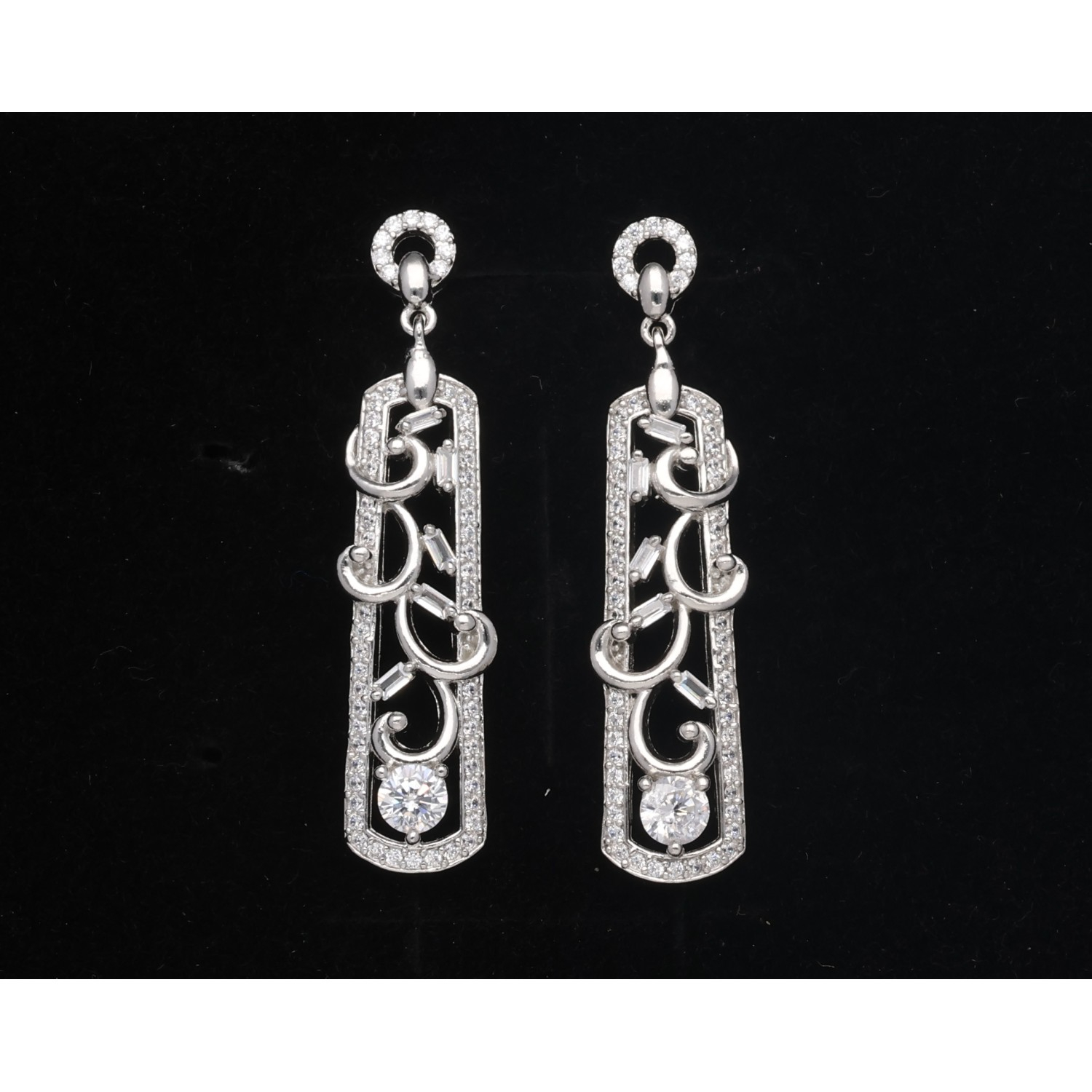 925 Sterling Silver Earrings 925 Sterling Silver Earrings