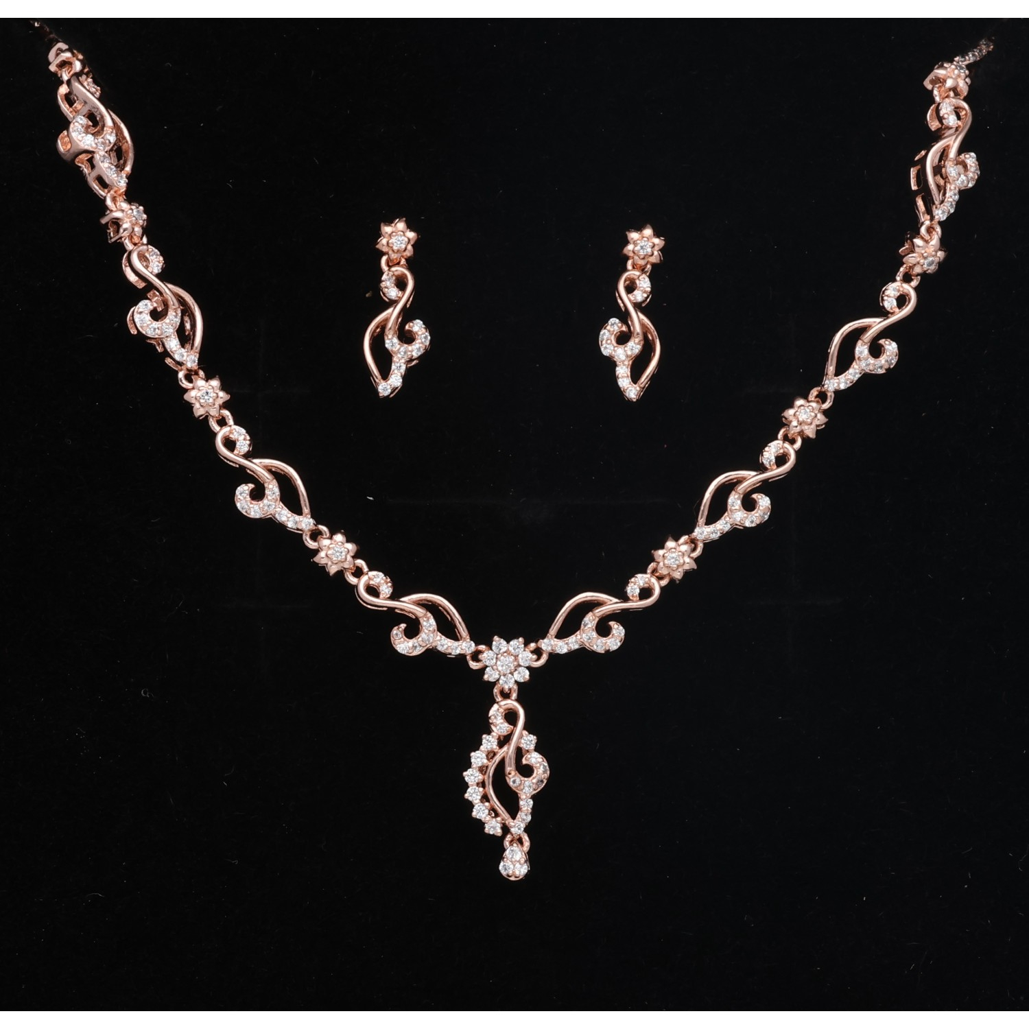 925 Sterling Silver Neclace Set 925 Sterling Silver Neclace Set