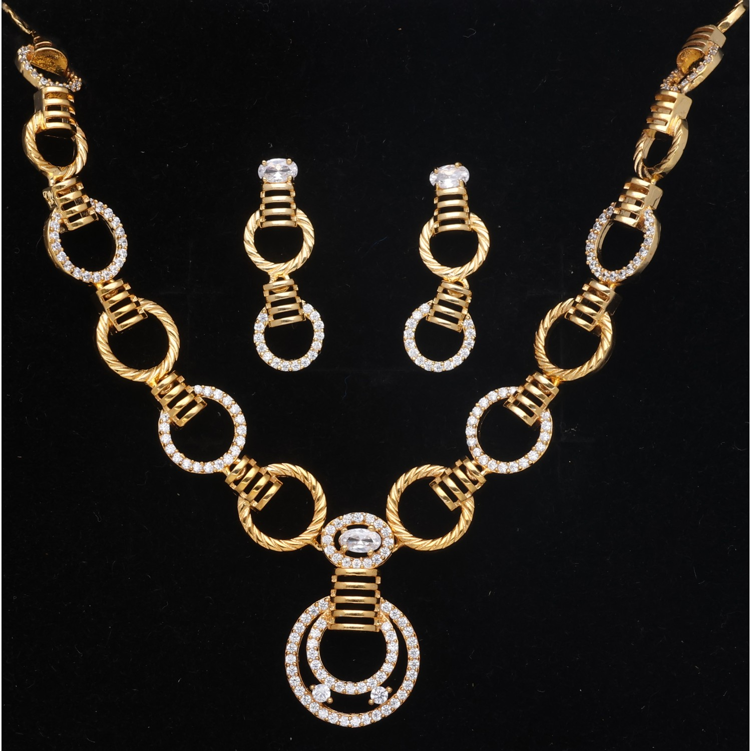 925 Sterling Silver Neclace Set 925 Sterling Silver Neclace Set