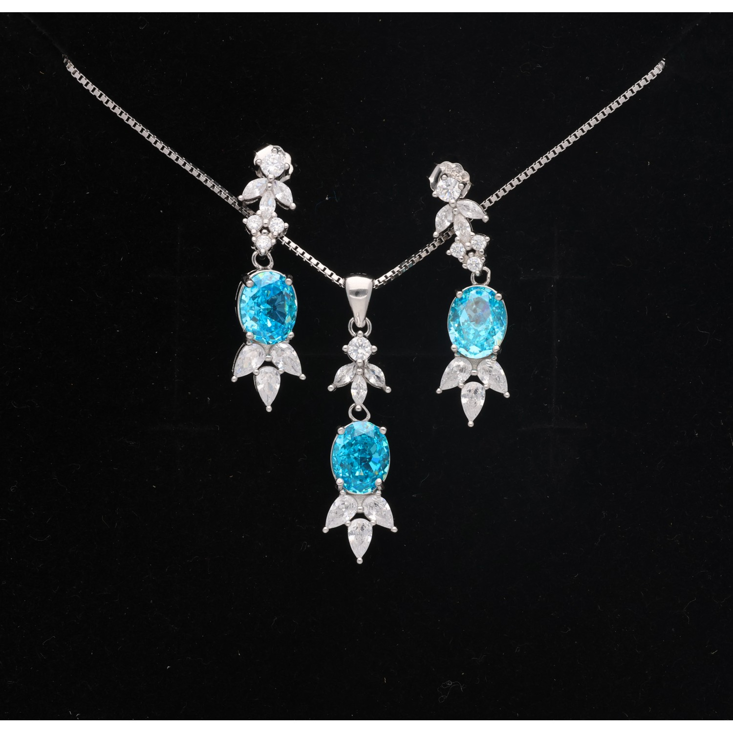 925 Sterling Silver Neclace Set 925 Sterling Silver Neclace Set