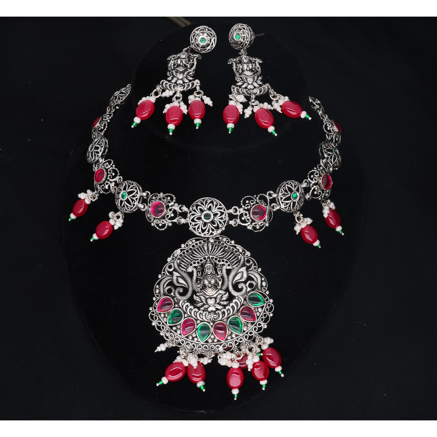 925 Sterling Silver Neclace Set 925 Sterling Silver Neclace Set