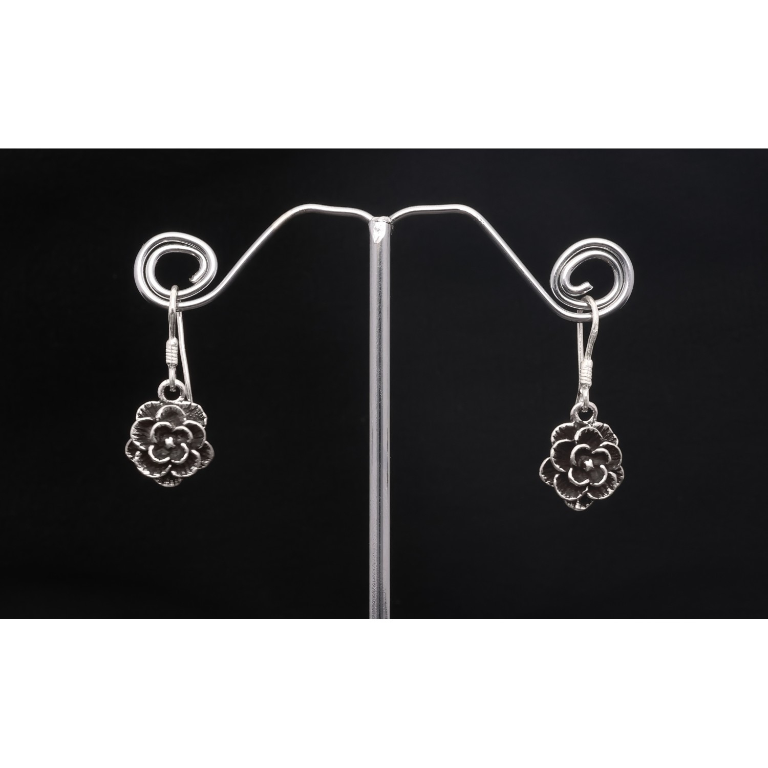 925 Sterling Silver Earrings 925 Sterling Silver Earrings