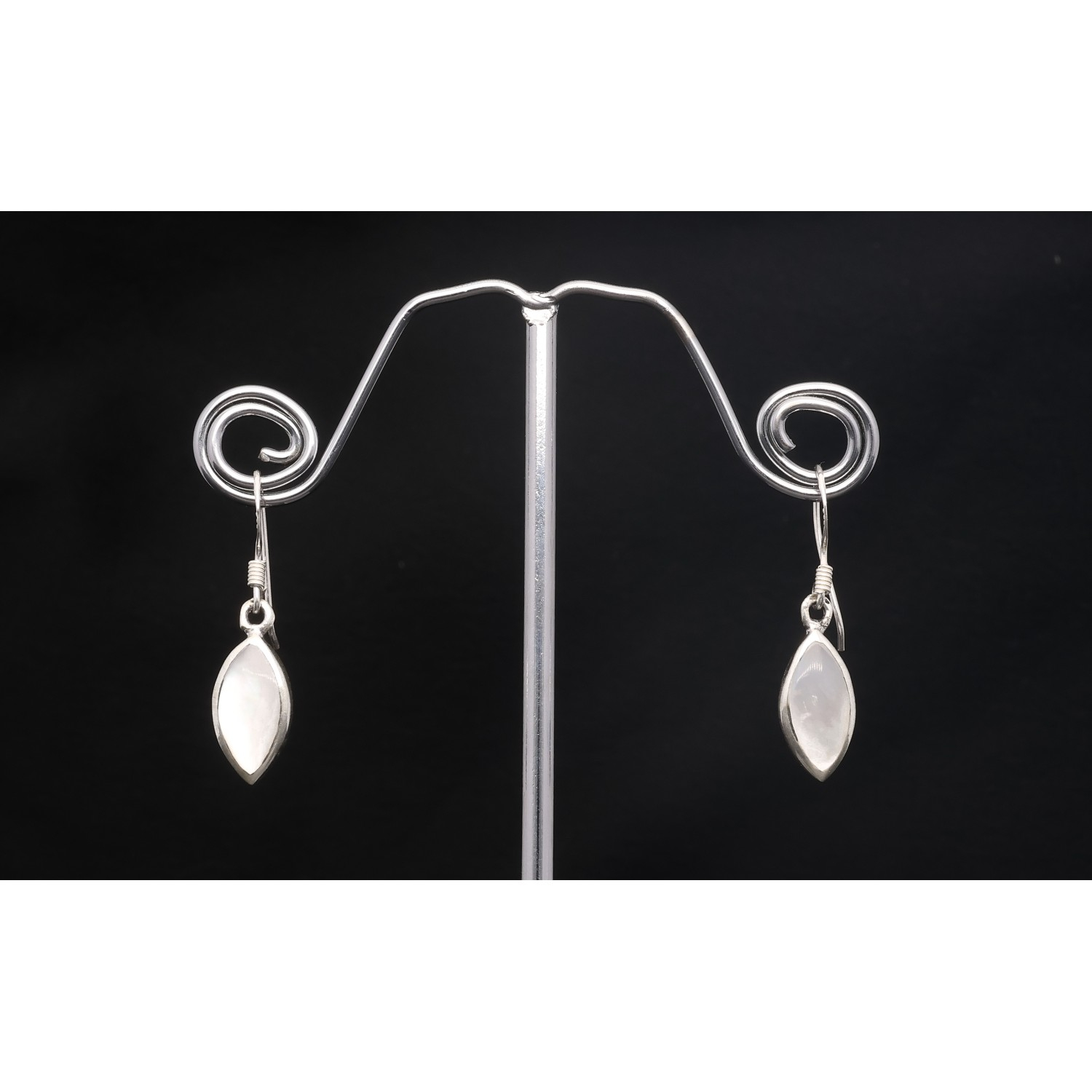 925 Sterling Silver Earrings 925 Sterling Silver Earrings