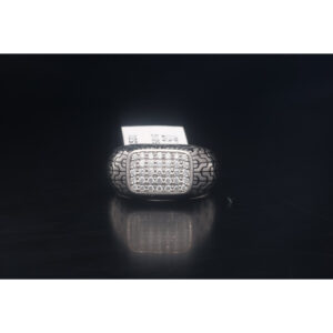 Elegant Platinum Ring