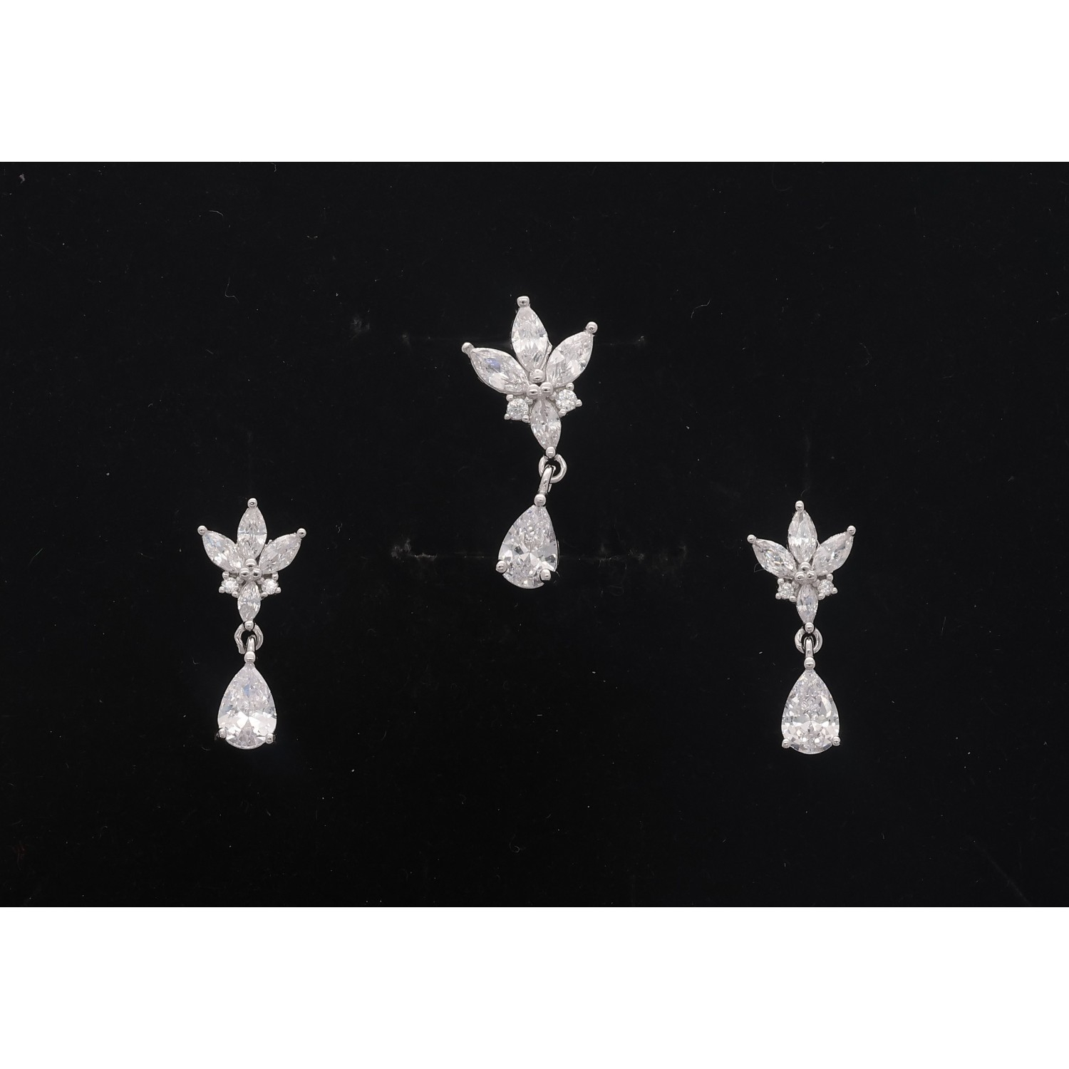 925 Sterling Silver Neclace Set 925 Sterling Silver Neclace Set