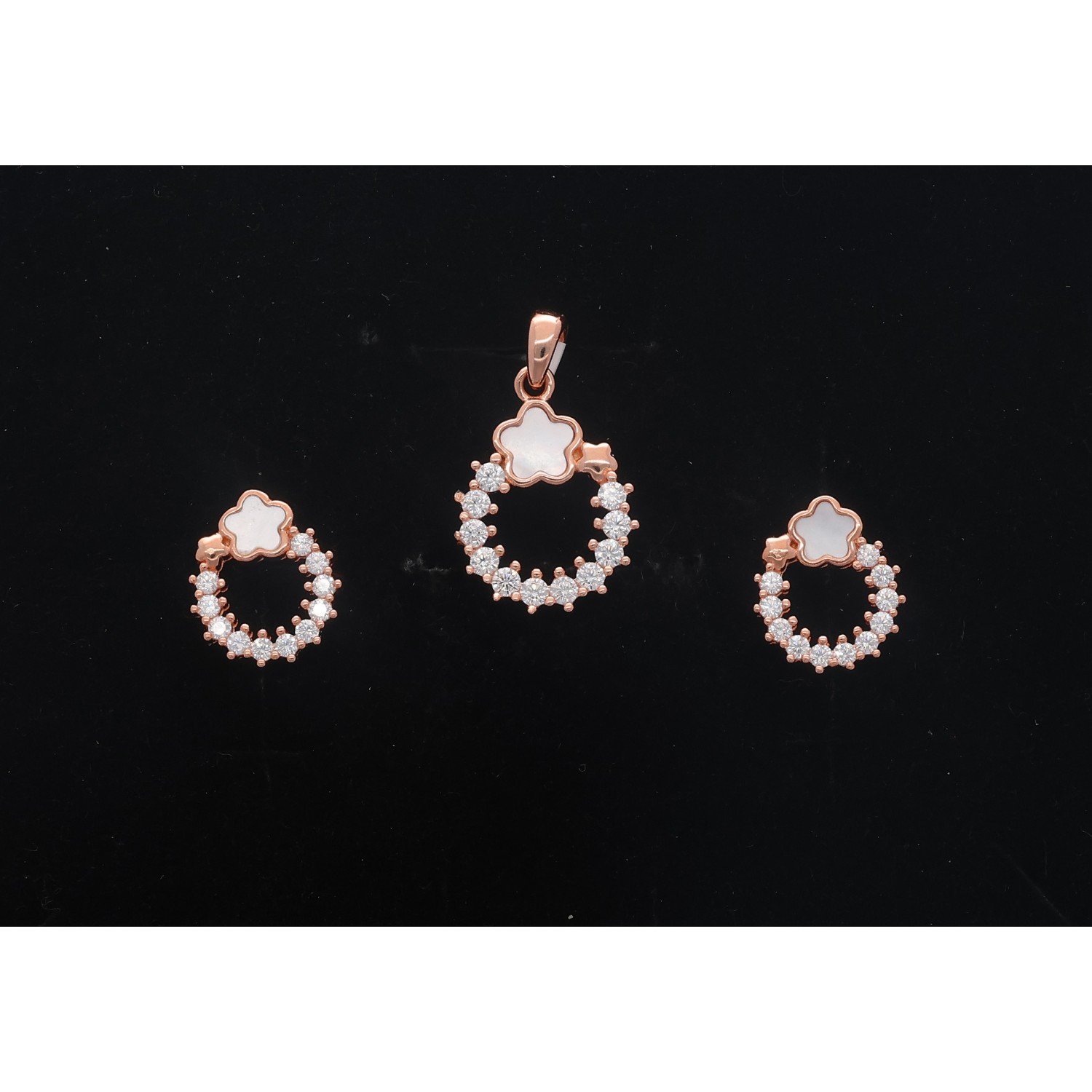 925 Sterling Silver Neclace Set 925 Sterling Silver Neclace Set