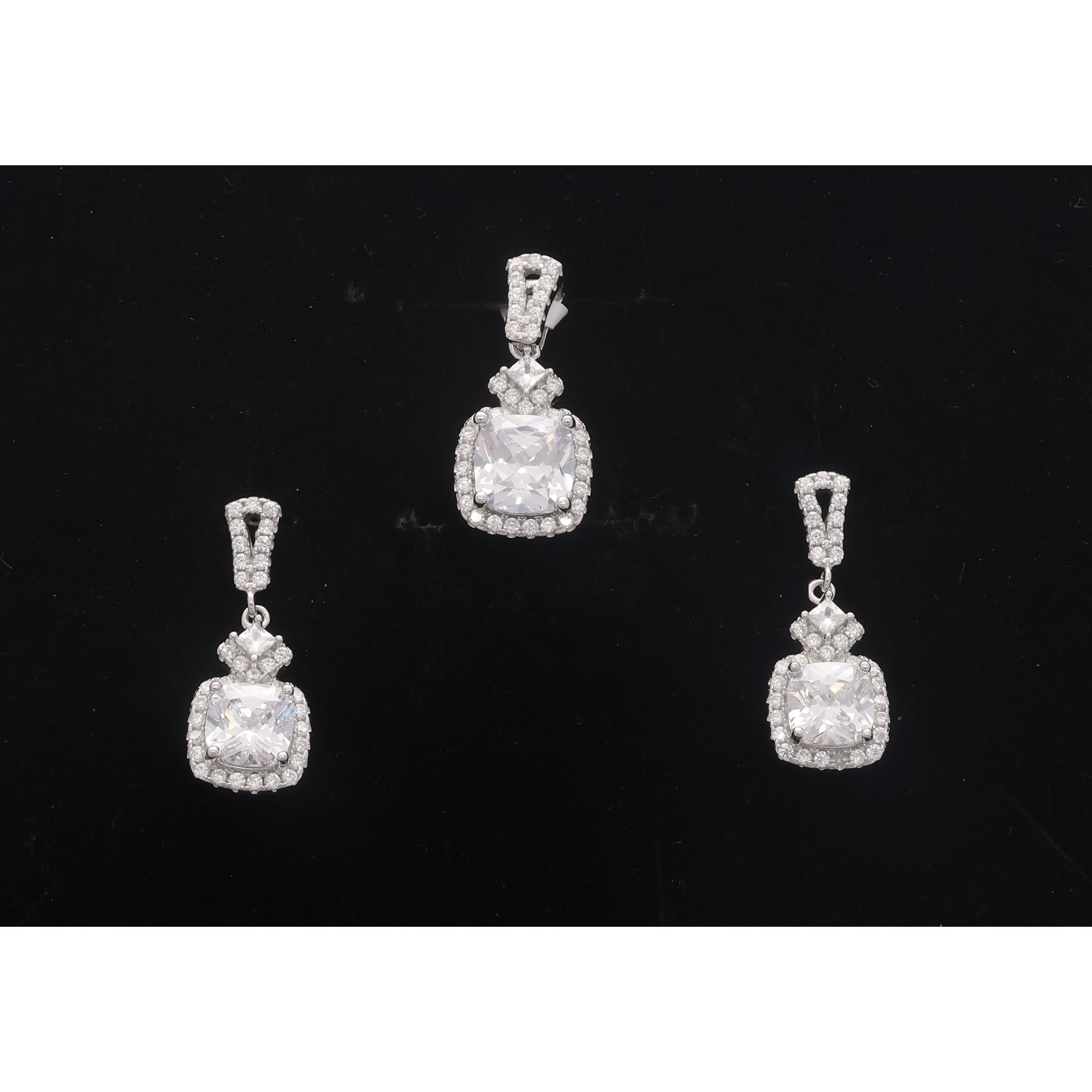 925 Sterling Silver Neclace Set 925 Sterling Silver Neclace Set