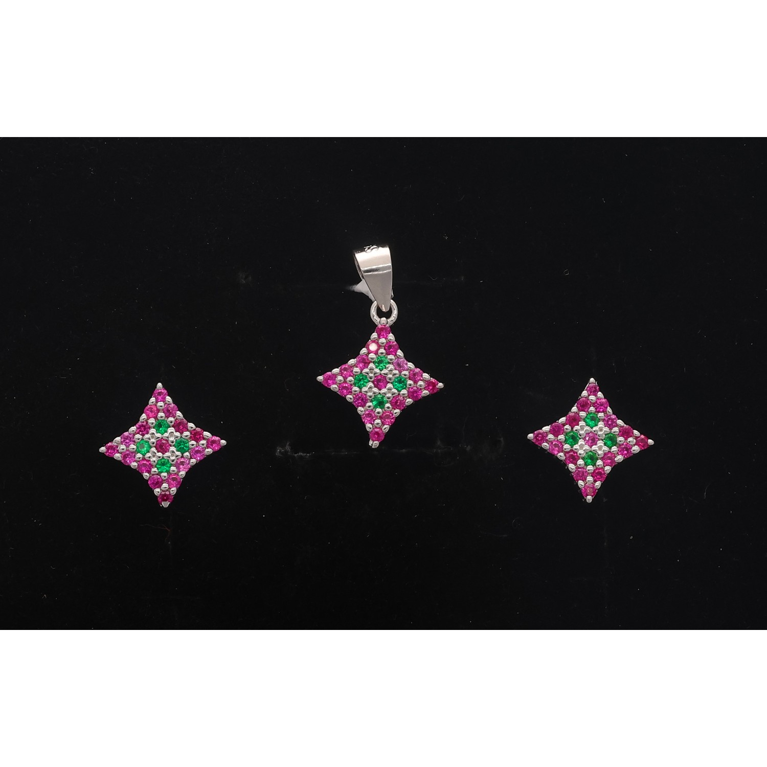 925 Sterling Silver Neclace Set 925 Sterling Silver Neclace Set