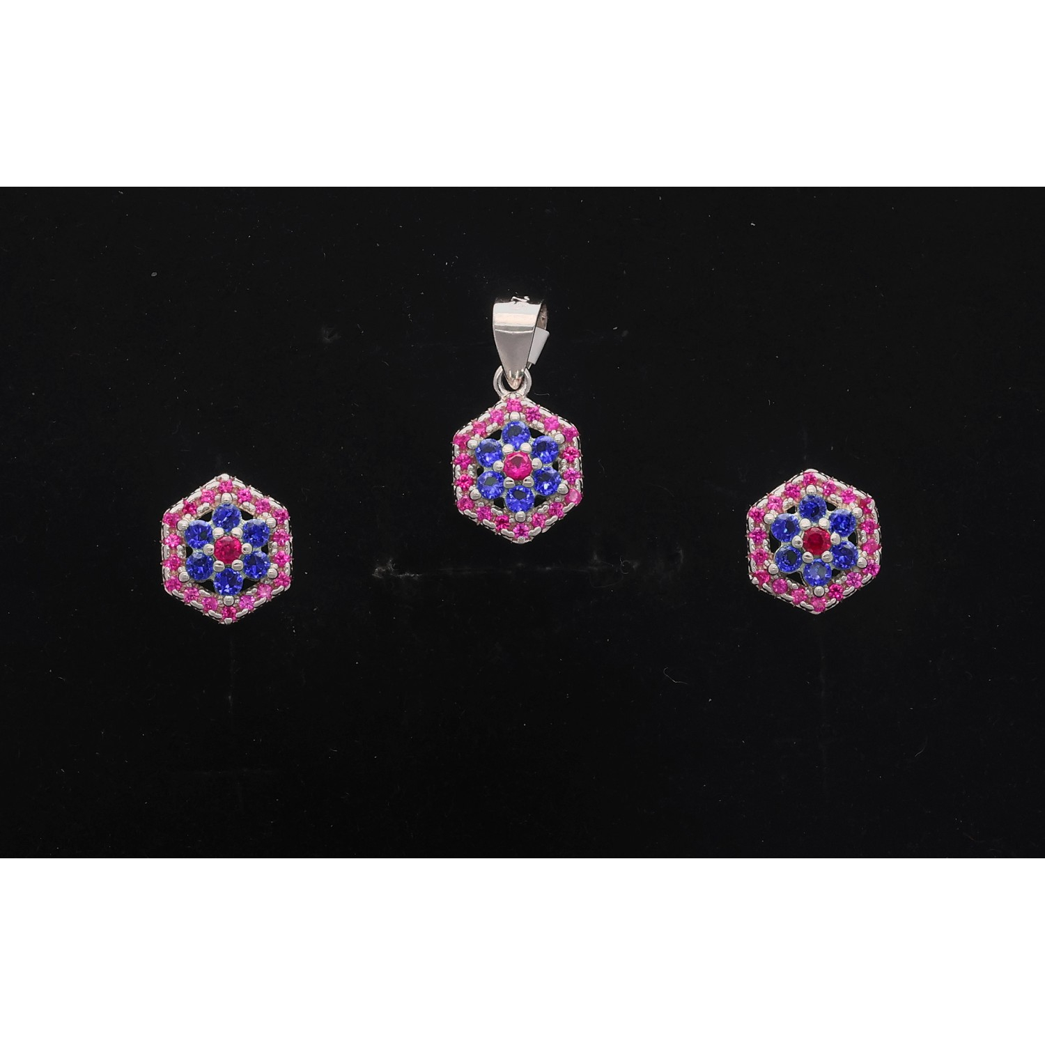 925 Sterling Silver Neclace Set 925 Sterling Silver Neclace Set