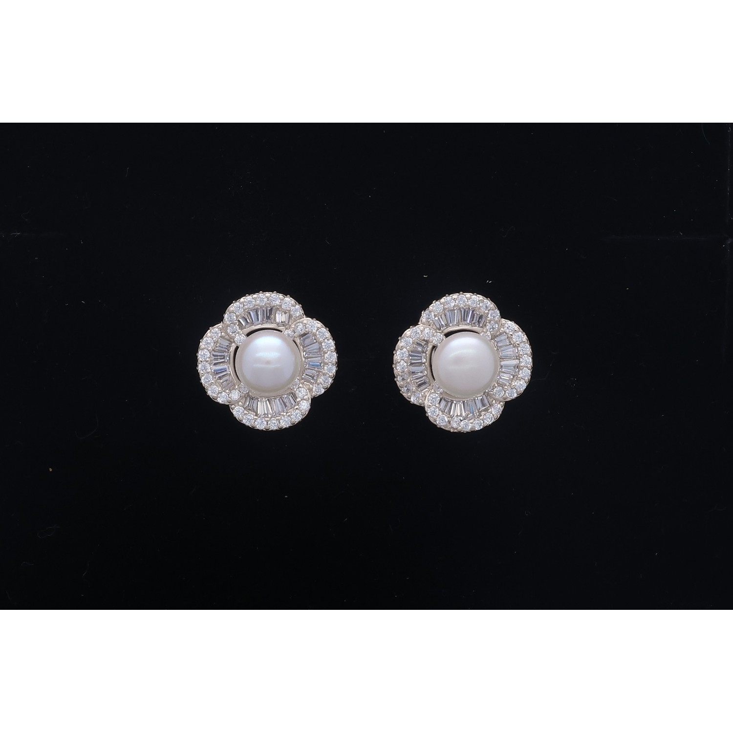 925 Sterling Silver Neclace Set 925 Sterling Silver Neclace Set