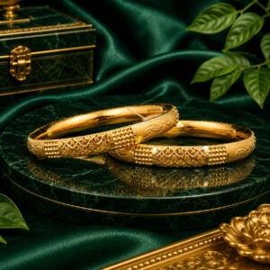 DELUXE BANGLE