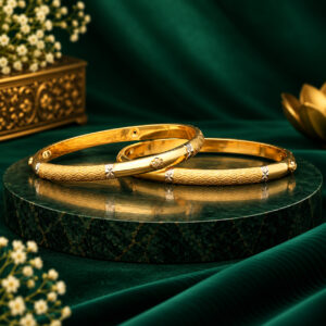 DELUXE BANGLE