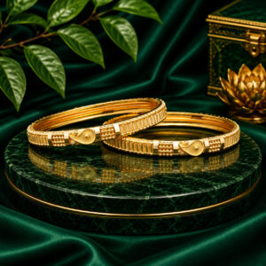 DELUXE BANGLE
