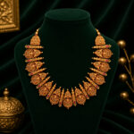 ANTIC NECKLACE