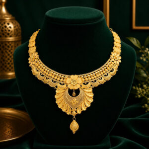 CB*FANCY NECKLACE