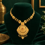 CB*FANCY NECKLACE