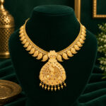 CB*FANCY NECKLACE