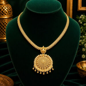 CB*FANCY NECKLACE