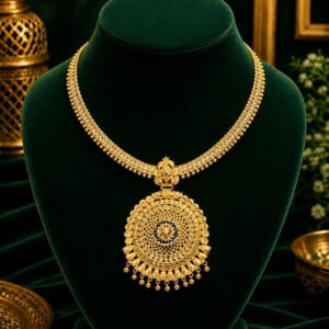 CB*FANCY NECKLACE